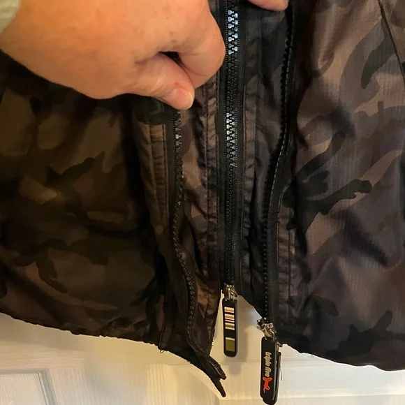 2/$20-Camouflage Zip-Up windbreaker Jacket - Picture 2 of 8